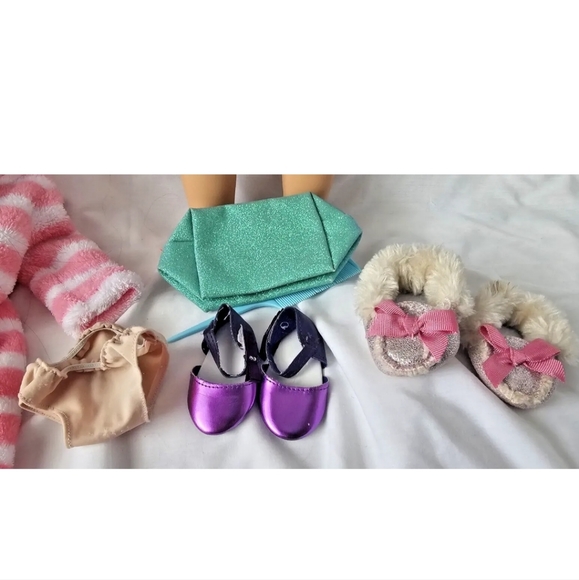 American Girl 88 Truly Me Doll Blue Eyes Pastel Multicolor Hair + CLOTHES +  WIG - Picture 7 of 16